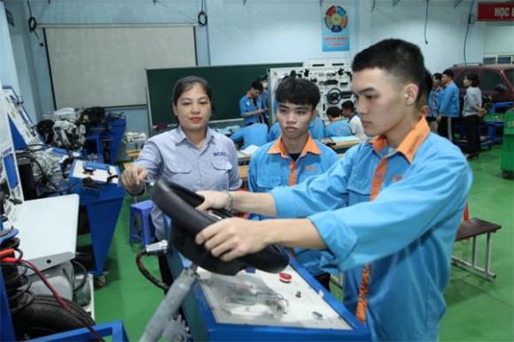 Người lao động thất nghiệp, hỗ trợ học nghề, bảo hiểm thất nghiệp