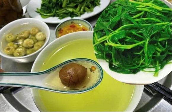 cho sấu lúc nào khi luộc rau muống, cách luộc rau muống ngon