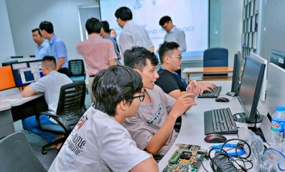 Ngành công nghệ bán dẫn, ngành lương cao, ngành thiếu nhân lực