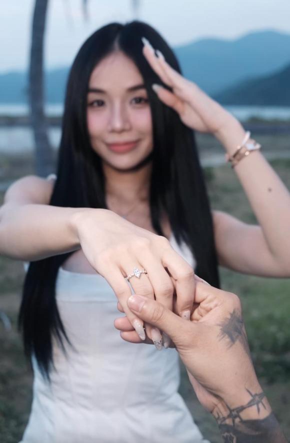 Cindy Lư, sao Việt 