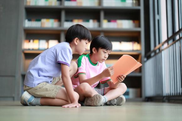 trẻ học thêm, trẻ không học thêm, 