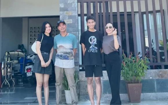Hoa hậu Tiểu Vy, sao Việt