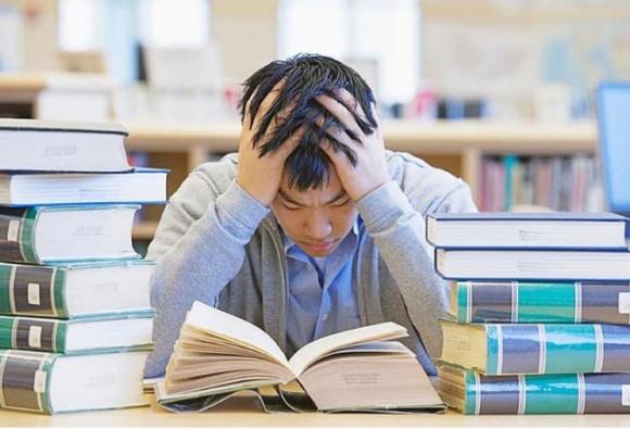 cách nuôi dạy con cái, thi lớp 10, áp lực thi cử