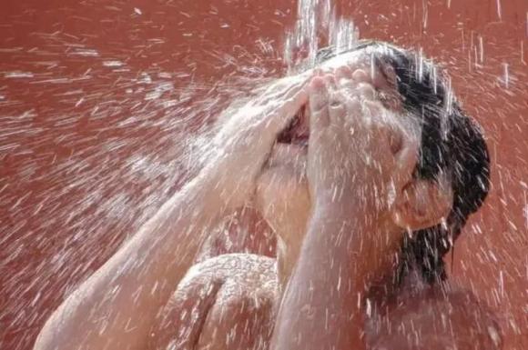 đột tử do tim, đột tử do tim mùa hè, đột quỵ