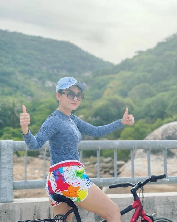 NSND Mỹ Uyên, sao Việt
