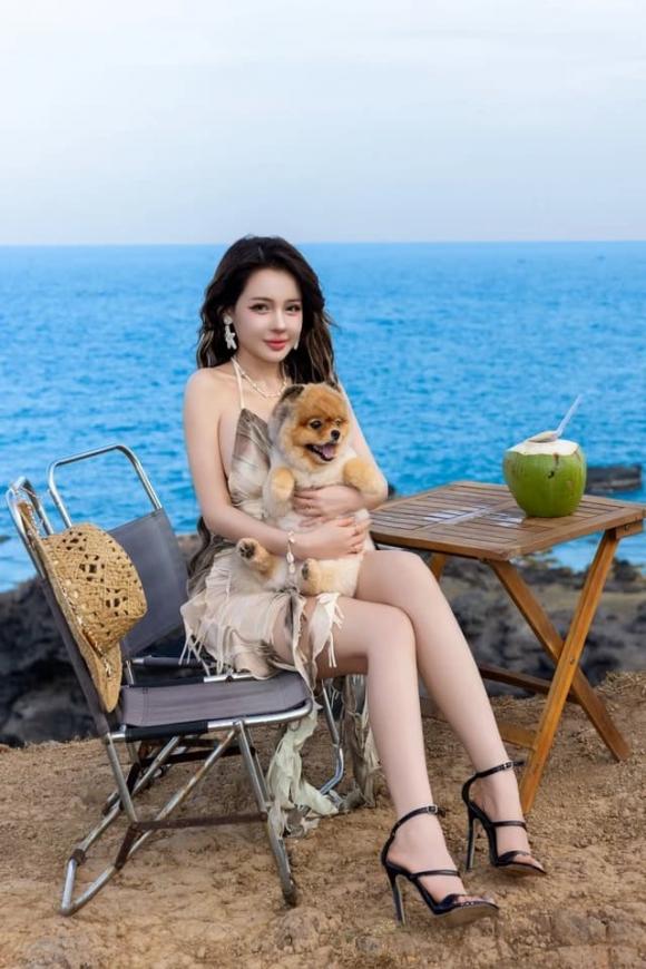 hotgirl Ngân 98, sao Việt