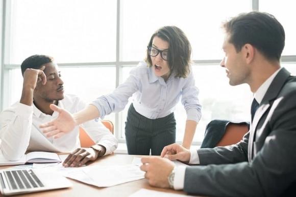 công sở, môi trường công sở, triền vọng tiền bạc, người không có tiền đồ