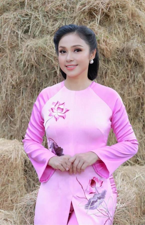 diễn viên Việt Trinh, sao Việt