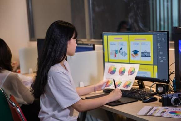 nghề kiếm nhiều tiền, Không có bằng đại học, nghề dễ xin việc