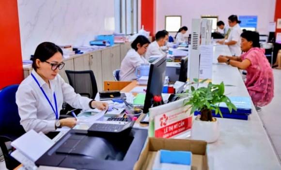 cán bộ, công chức, tinh giản biên chế