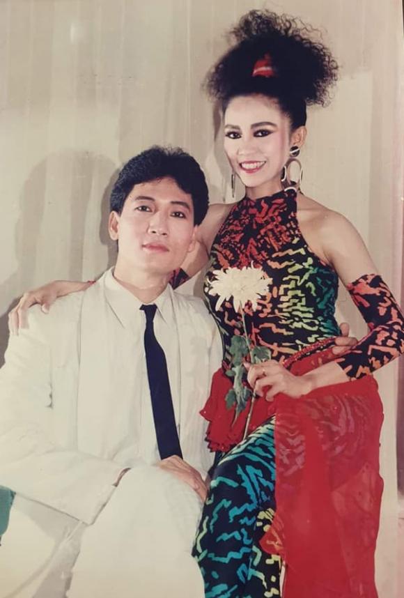 Linh Nga, sao Việt, NSND Đoàn Vương Linh
