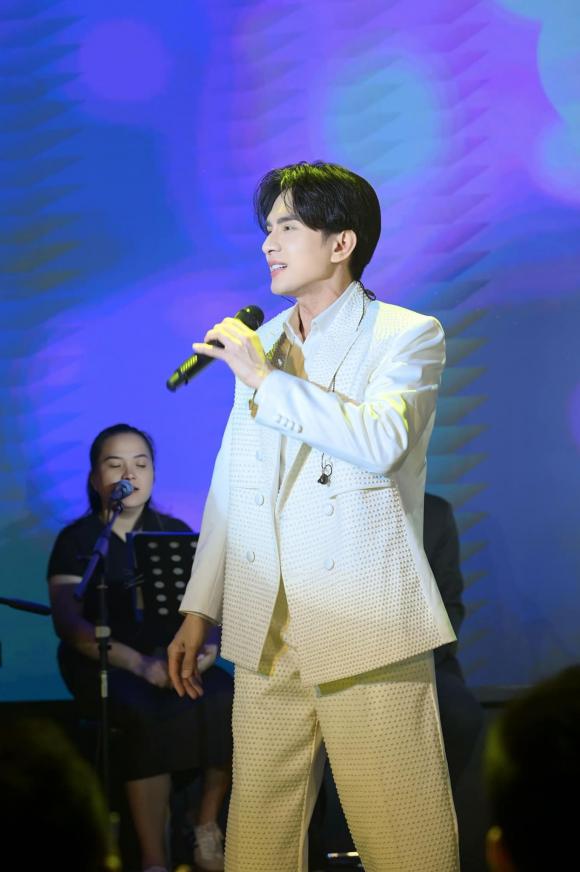 đan trường, sao việt 