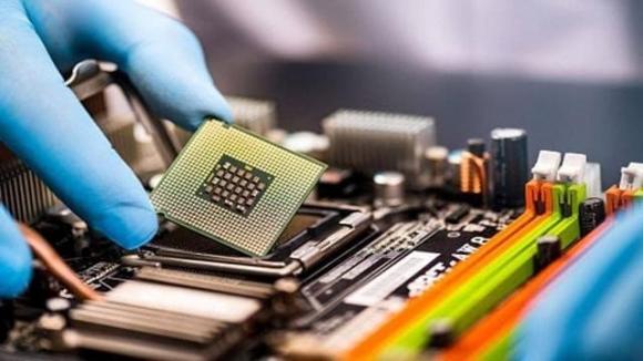 Ngành học ‘vàng’ thời 4.0 tại Việt Nam, Ngành bán dẫn