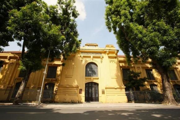 Đại học dược, đại học dược tăng học phí