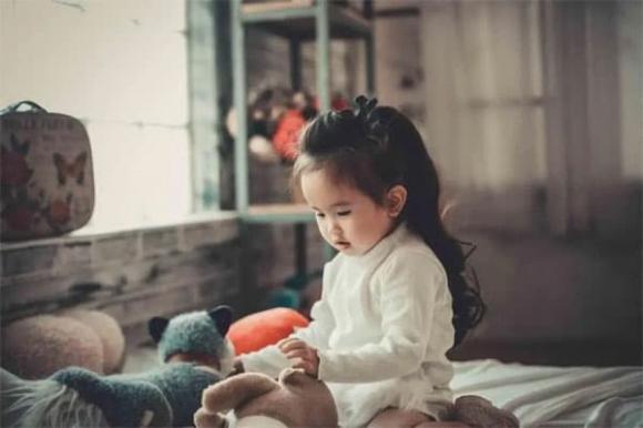 trẻ em, dạy con, trẻ khóc