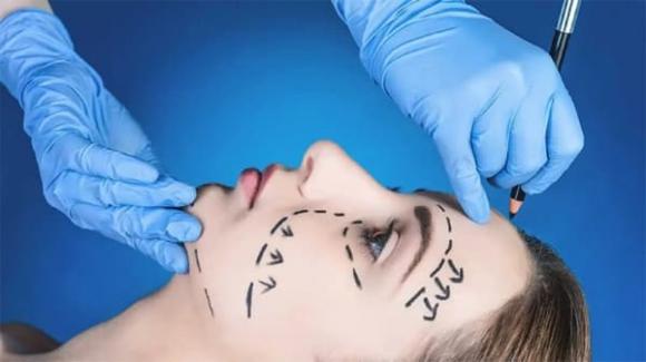 Đổi thẻ căn cước, phẫu thuật thẩm mỹ