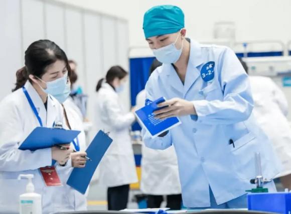 học y nên chọn ngành nào, lưu ý khi học y, sinh viên trường y