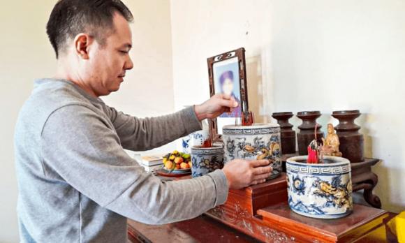 lau chùi lư hương, bát hương, lư hương, điều cấm kỵ khi lau chùi lư hương 