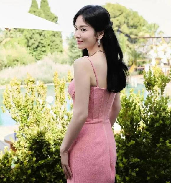Jun Ji-hyun, Song Hye-kyo, sao hàn