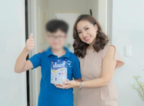 MC Vân Hugo,BTV Quang Minh, sao Việt