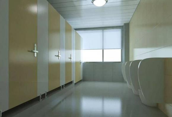 vào phòng vệ sinh sau phỏng vấn, phỏng vấn, nhà vệ sinh công ty,