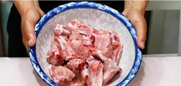 xương sườn