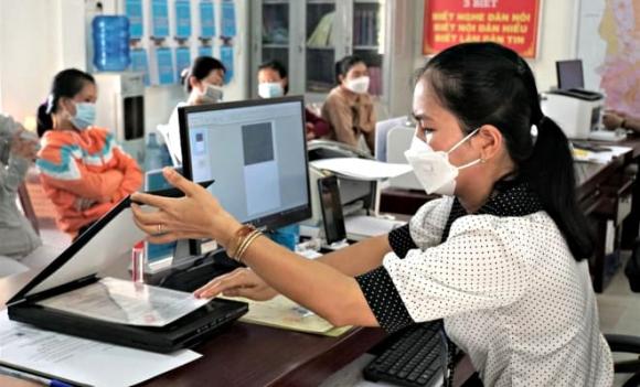công chứng, Luật Công chứng 2024, chụp ảnh cùng công chứng viên