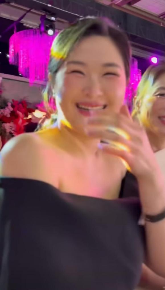 Huy Khánh, Mạc Anh Thư, sao Việt 