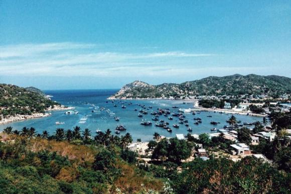 vùng ít bão nhất Việt Nam, bãi biển đẹp của việt nam, du lịch biển
