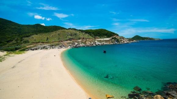 vùng ít bão nhất Việt Nam, bãi biển đẹp của việt nam, du lịch biển