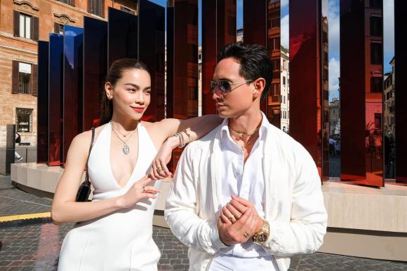 nữ ca sĩ hồ ngọc hà,sao Việt