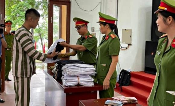 tử hình, bỏ hình phạt tử hình, 8 tội danh được bỏ hình phạt tử hình