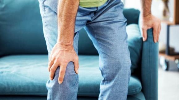 chăm sóc sức khỏe, lưu ý khi chăm sóc sức khỏe, đau đầu gối