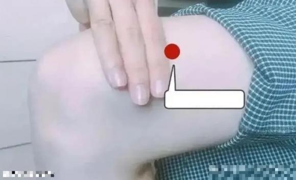 chăm sóc sức khỏe, lưu ý khi chăm sóc sức khỏe, đau đầu gối