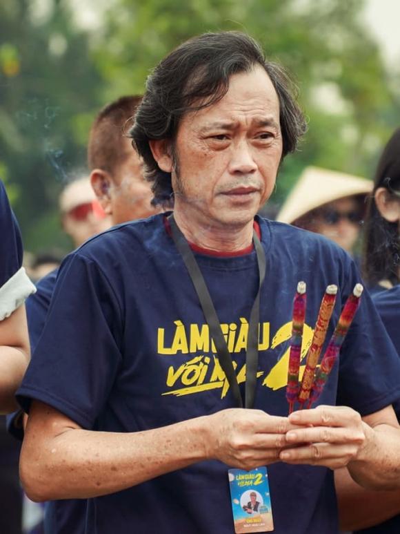 NSƯT Hoài Linh, sao Việt