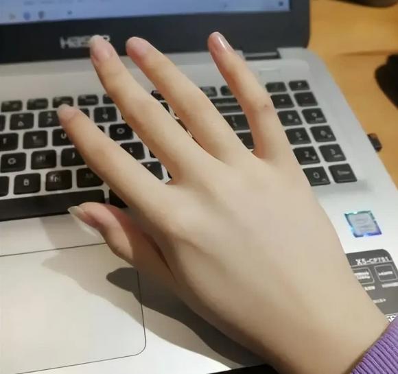 ngón tay dự đoán vận mệnh
