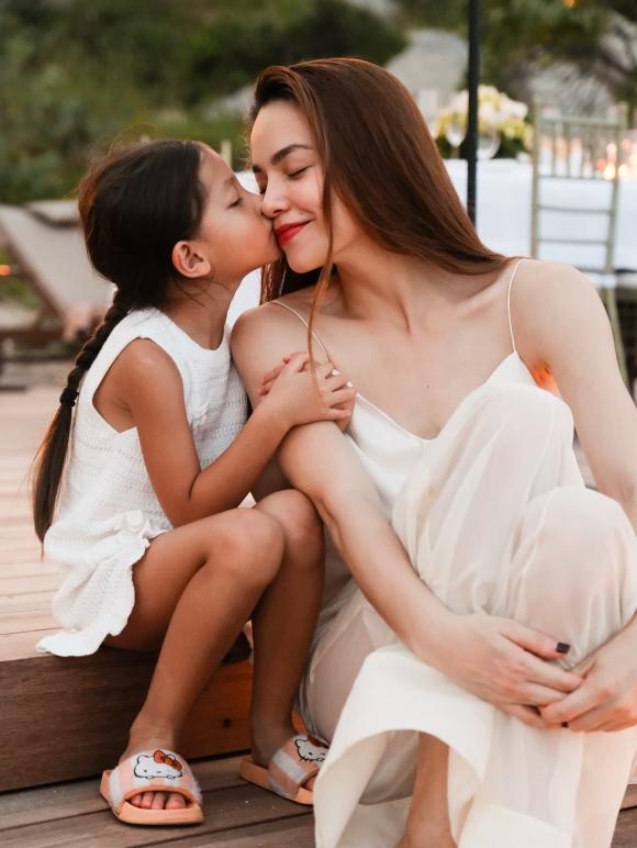 Sao Việt 28/6, tin sao việt mới nhất