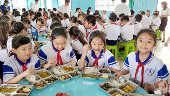 trẻ em, chính sách với trẻ em, trẻ em ăn bán trú