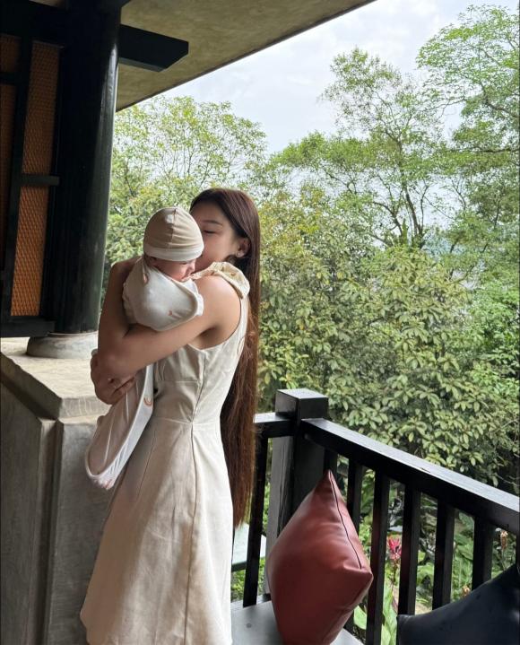  Đặng Văn Lâm, Yến Xuân, giới trẻ 
