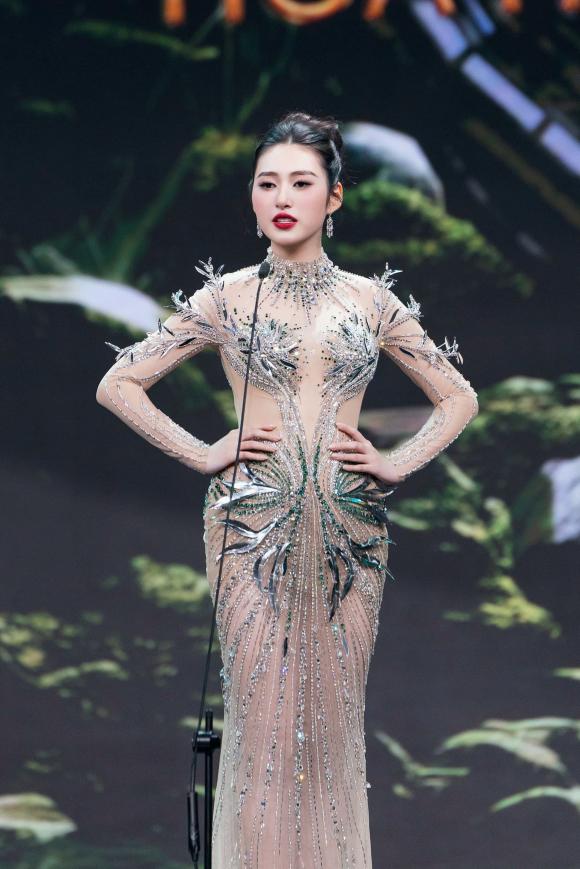 Sao Việt 30/6, tin sao việt mới nhất