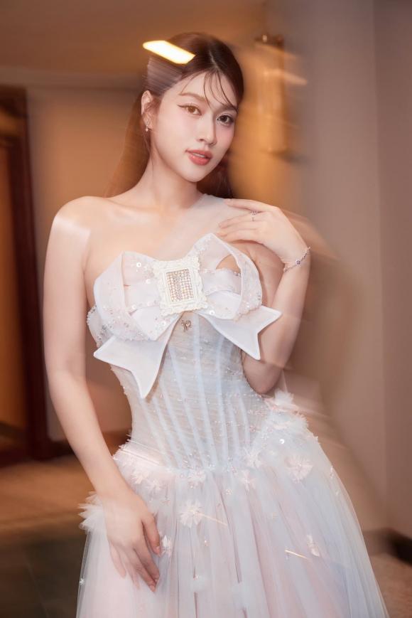 Sao Việt 30/6, tin sao việt mới nhất