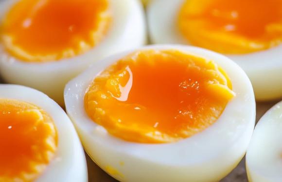 nên ăn bao nhiêu trứng luộc, ăn trứng luộc đúng cách