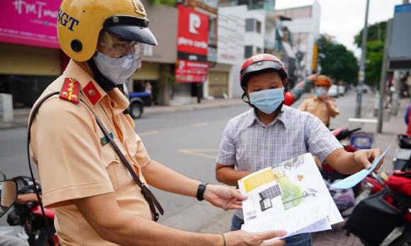  yêu cầu kiểm tra giấy tờ CSGT, nghị định 168, luật giao thông