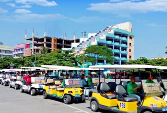 bãi biển Sầm Sơn, Thanh Hóa, xe điện 4 bánh 