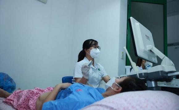 Chế độ thai sản, chế độ khám thai hàng tháng