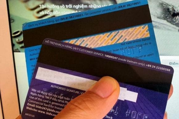 Thẻ từ ATM, quy định khoá thẻ từ ATM