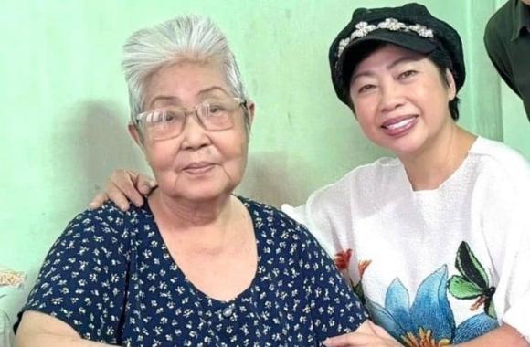 Nghệ sĩ Uyên Trinh, sao Việt