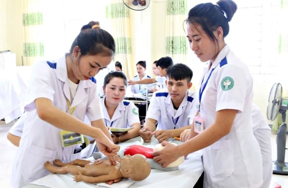 trường đại học Y Dược, xét tuyển đại học, tổ hợp môn, ngành Y khoa, Ngành Dược học