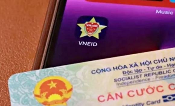 khoe ảnh căn cước, VNeID, cập nhật địa chỉ mới, sáp nhập