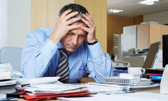 cắt giảm nhân sự, sa thải, sa thải nhân viên chăm chỉ 